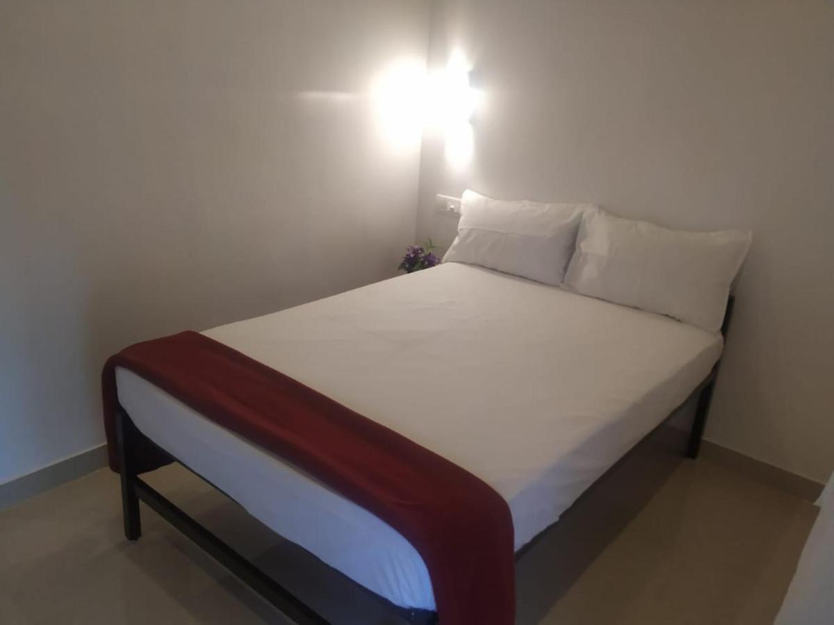 Vintage Inn Homestay Cherai Beach Exterior photo