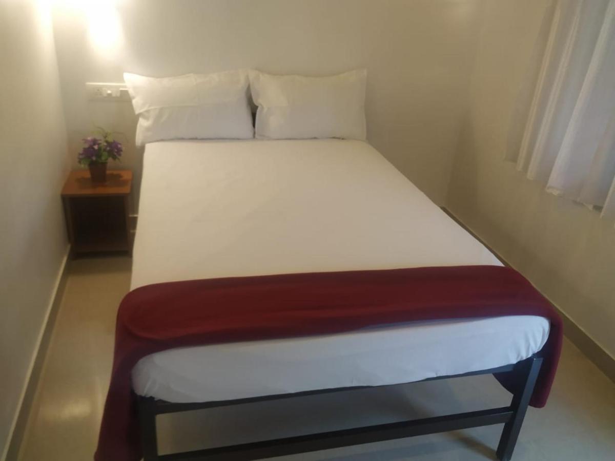 Vintage Inn Homestay Cherai Beach Exterior photo